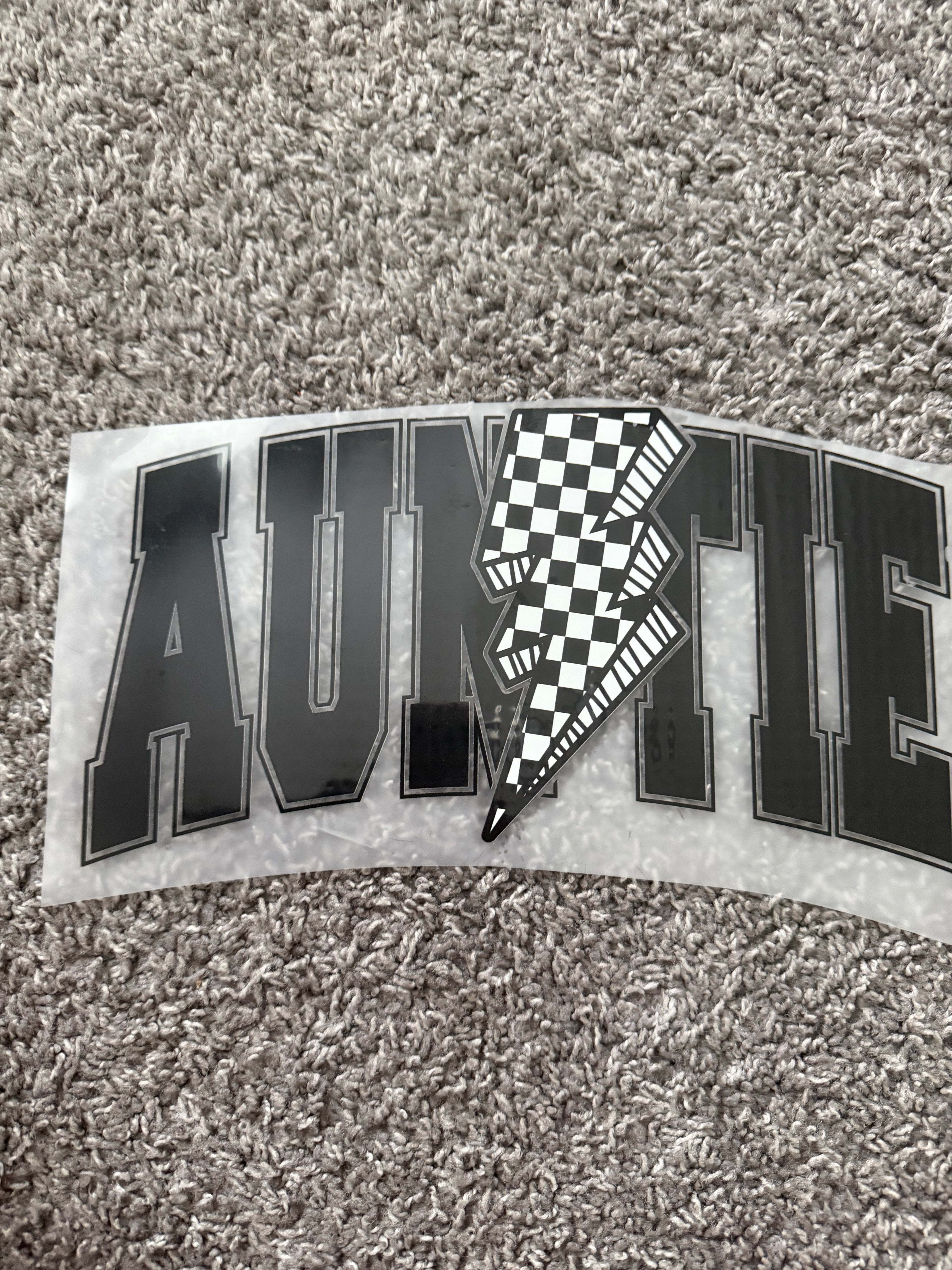 Checkered retro auntie